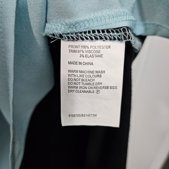 Basque Plus Size 16 - Mint Blue & Black - Sleeveless Flowy Top - Picture 3 of 4